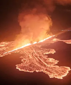 Ісландія: мегавиверження (2010)